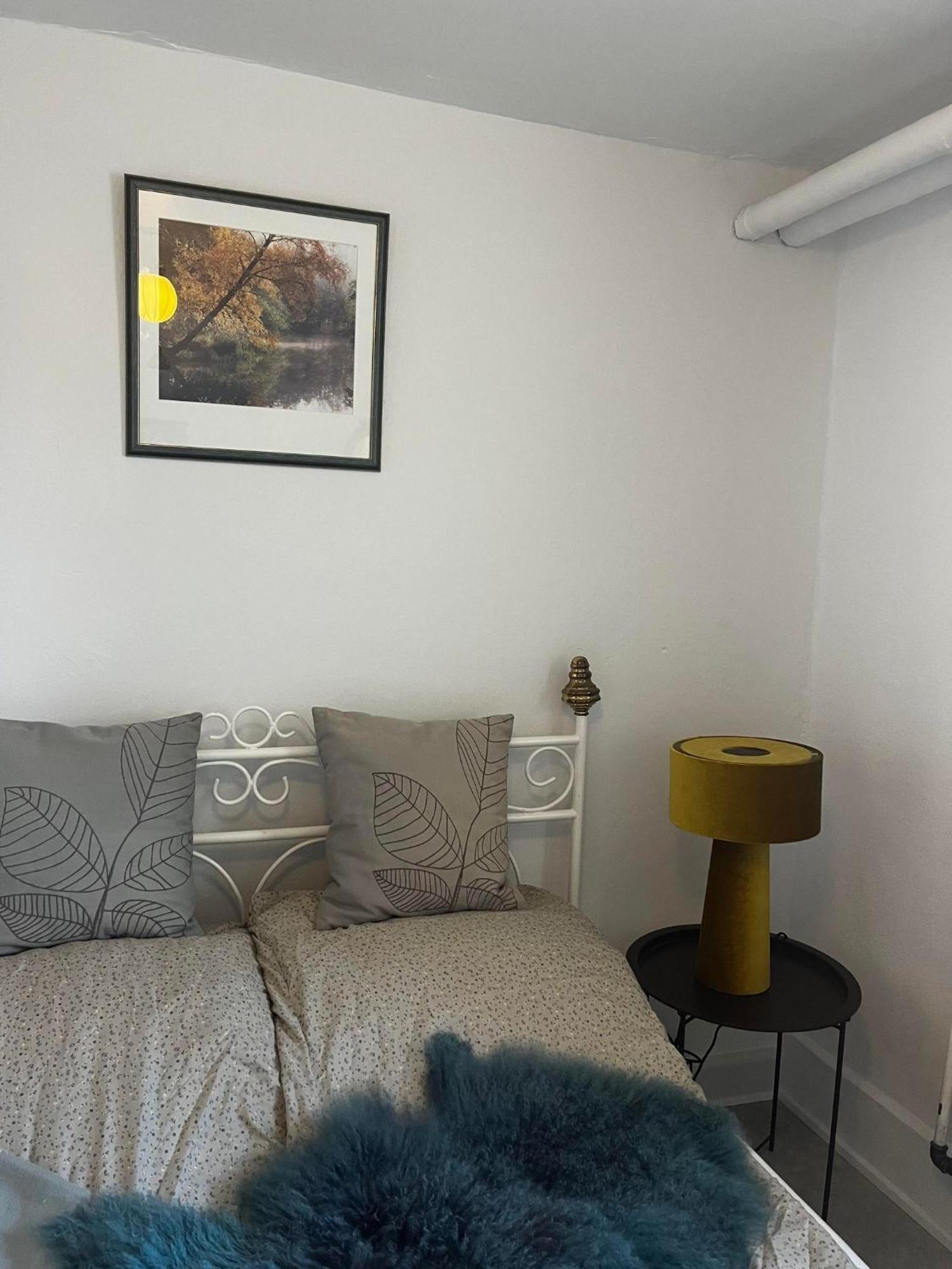 Rosenlund Gods - Kaelder B&B Sakskobing Bagian luar foto