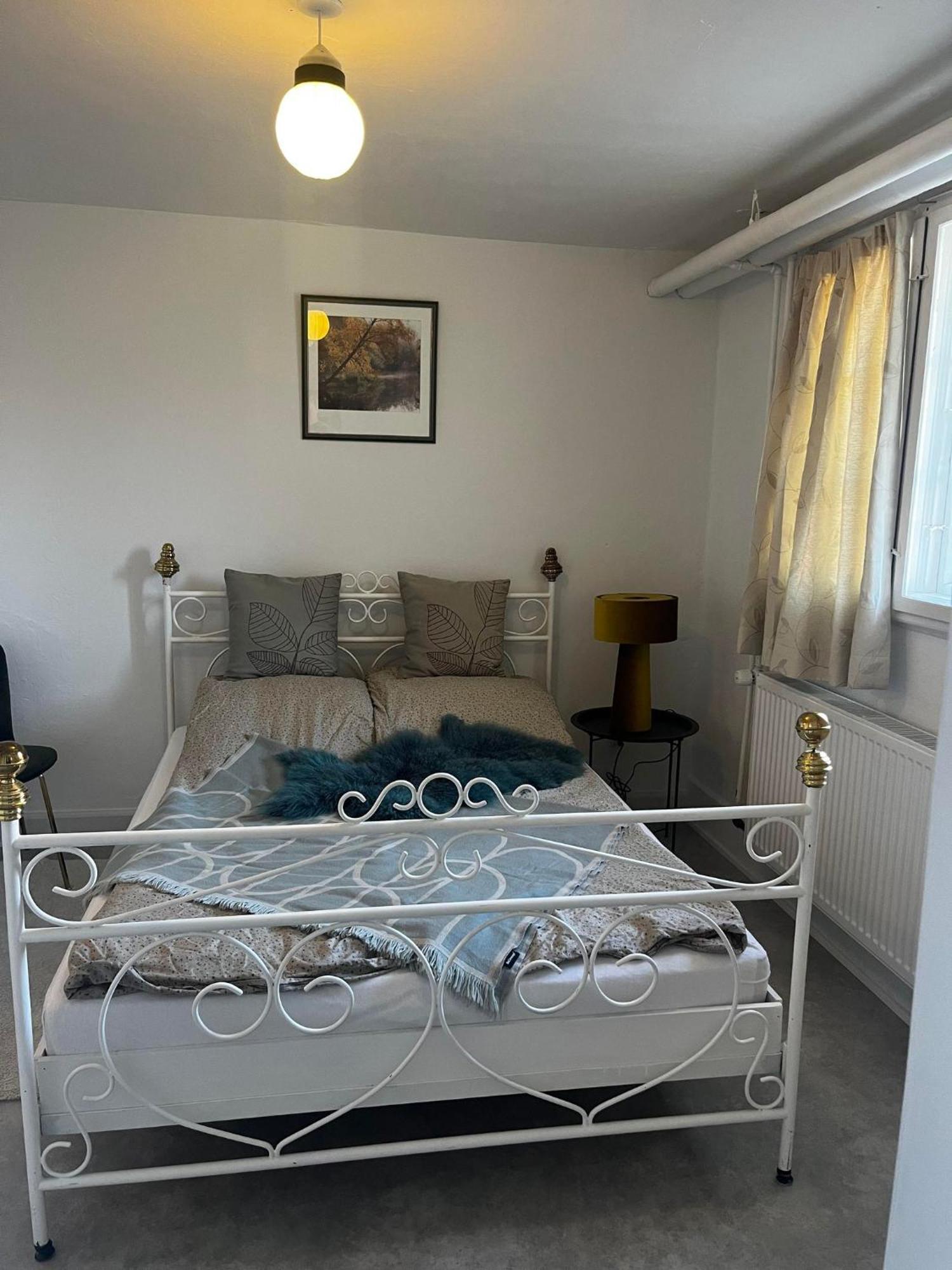 Rosenlund Gods - Kaelder B&B Sakskobing Bagian luar foto